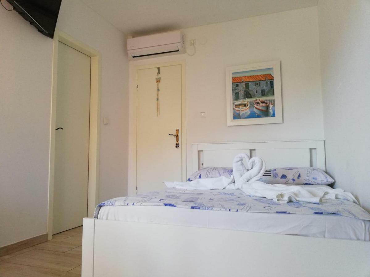 Apartman Jela Σίμπενικ Εξωτερικό φωτογραφία